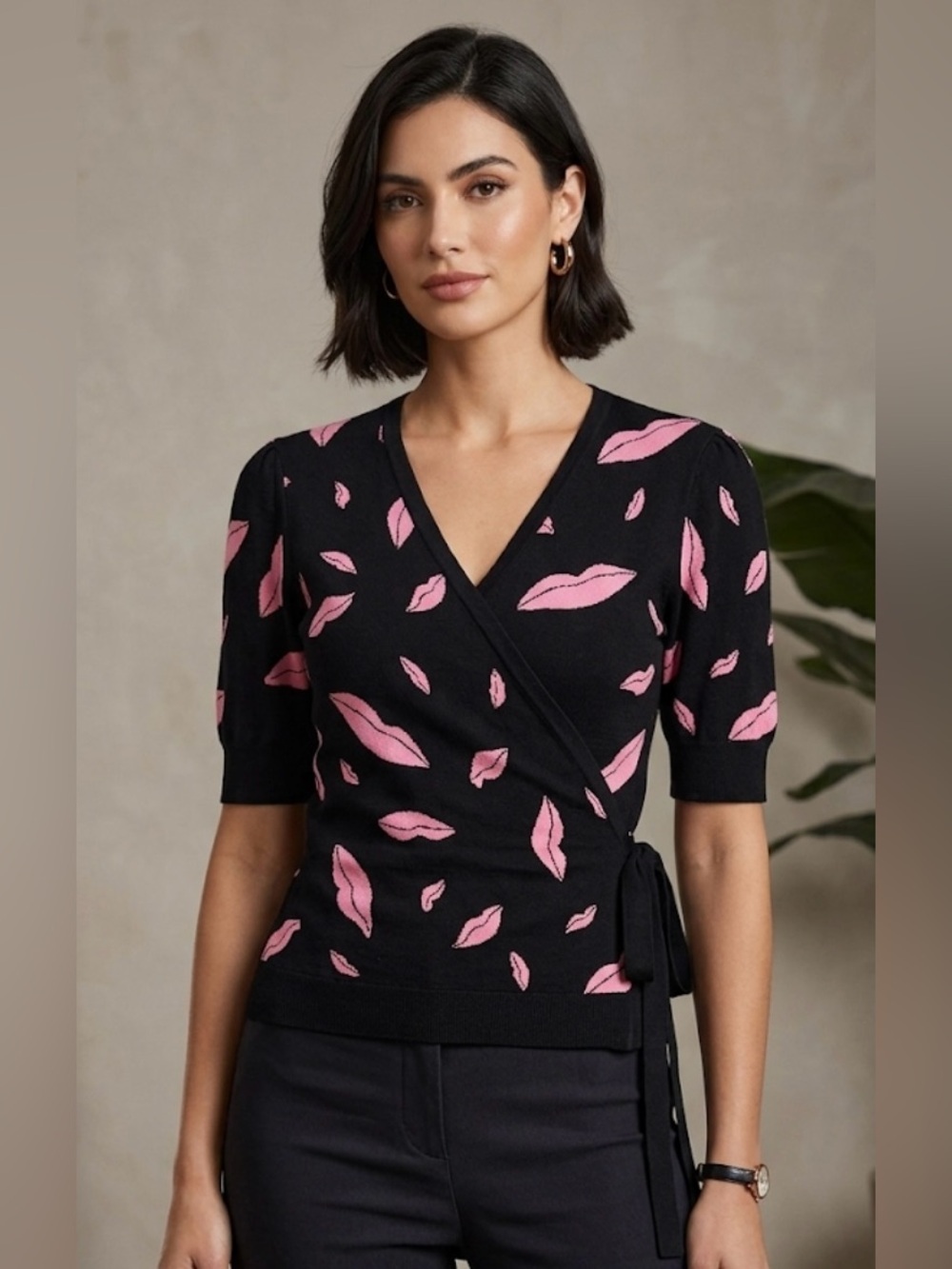 Diane von Furstenberg acacia fitted wrap top.